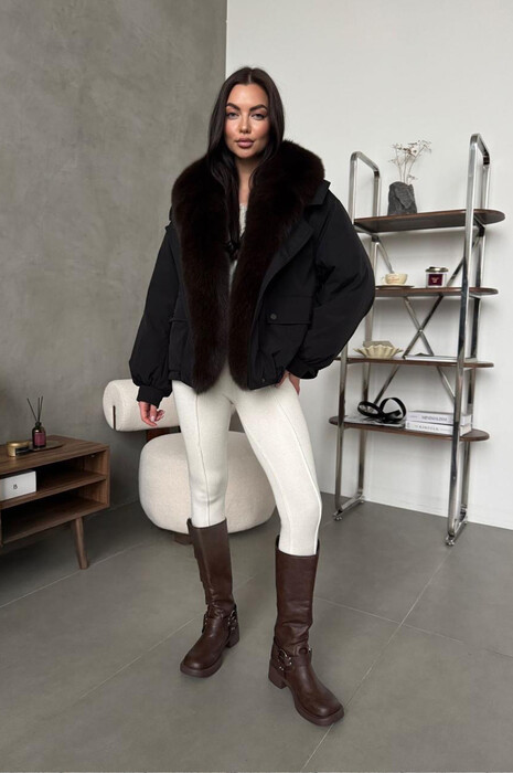 Стильный пуховик с песцом Tannossto