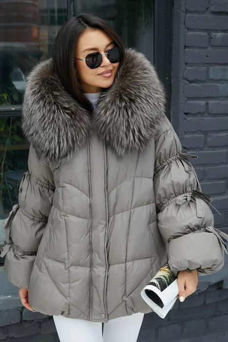 Пуховик фирмы Bogerner с завязками 2025